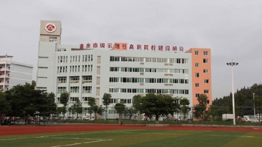 成都初中還沒讀完讀中專嗎？