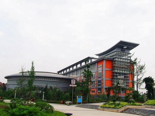 地址在哪里，成都華夏衛(wèi)校