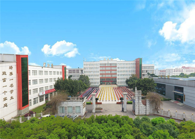 2022年成都計算機學(xué)校有前途