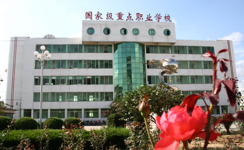 2022年四川男生讀計(jì)算機(jī)學(xué)校