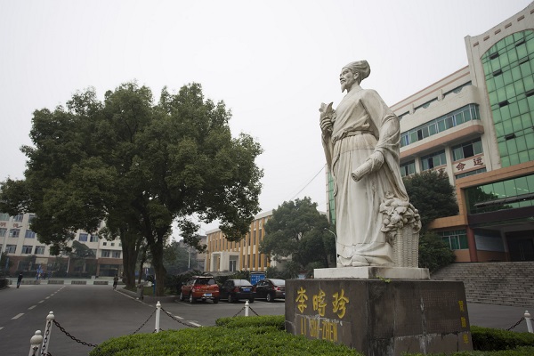 四川省工業(yè)貿(mào)易院校2022年報(bào)考條件、招生要求、招收目標(biāo)