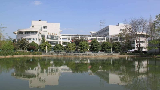 四川2022年初中畢業(yè)生上中專職業(yè)學(xué)校好么
