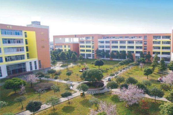 2021年四川宜賓南溪職業(yè)技術(shù)學(xué)校報名條件及招生對象