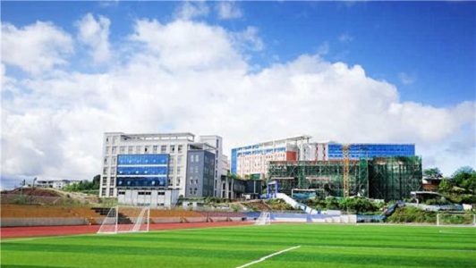 成都青蘇職業(yè)中專怎么樣，好不好