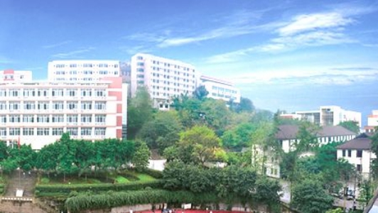 四川省宜賓市商業(yè)職業(yè)職業(yè)中專學校2022年培訓費、收費標準是多少