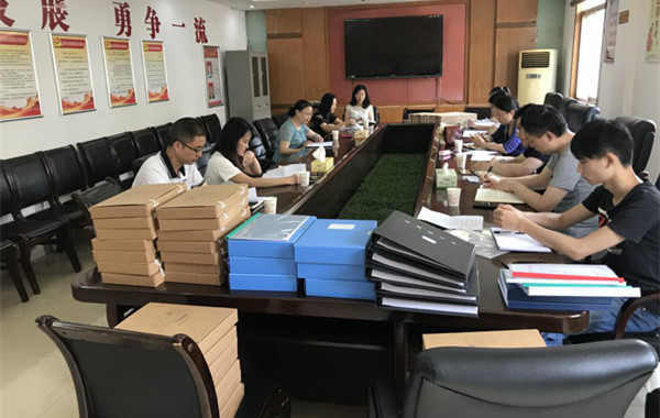 2021年成都讀衛(wèi)校要多少錢？