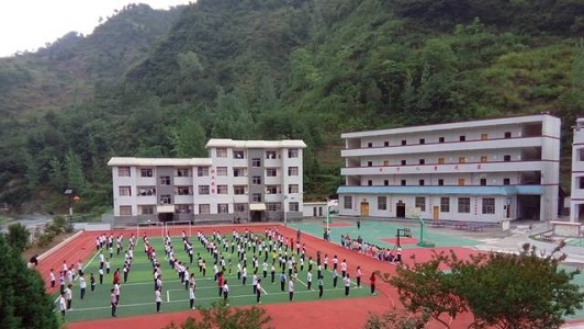 2022年四川石油學(xué)校的學(xué)費(fèi)、費(fèi)用是多少？