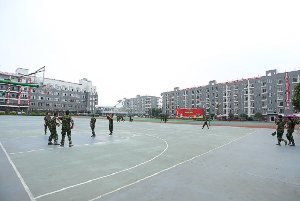 四川省蓬溪縣中等職業(yè)技術(shù)學(xué)校怎么樣？