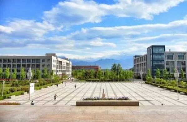 2022年成都中醫(yī)藥大學(xué)附屬醫(yī)院針灸學(xué)校報(bào)名條件、招生要求、招生對(duì)象