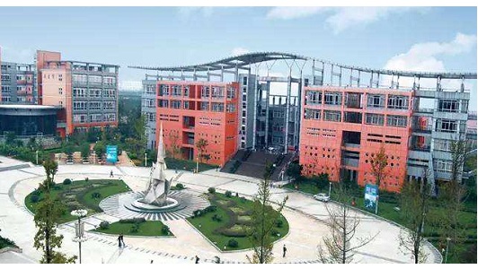 2021年四川讀電子商務(wù)學(xué)校需要什么？圖2
