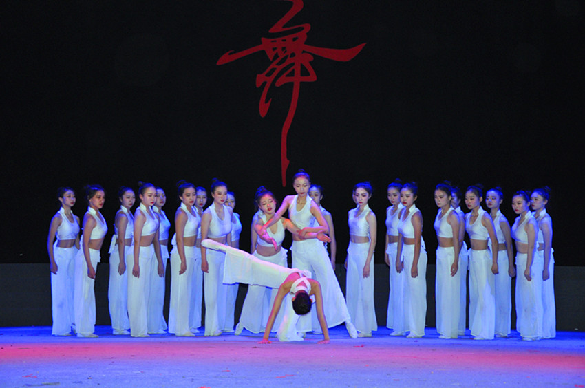 四川鐵路學(xué)校學(xué)什么專業(yè)有前途