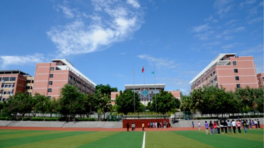 四川省屏山縣職業(yè)技術(shù)學(xué)校地址在哪里？