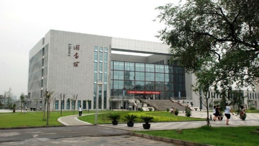 成都安檢學(xué)校哪些學(xué)校有(成都機(jī)場(chǎng)安檢電話)