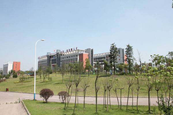 四川哪些中專比較好？圖3