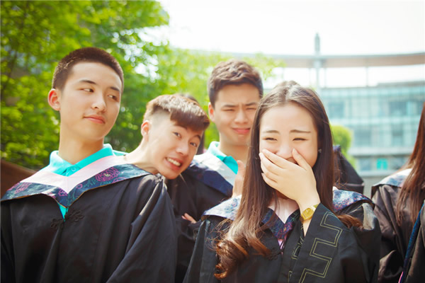 2021年成都中專男生學(xué)什么專業(yè)？