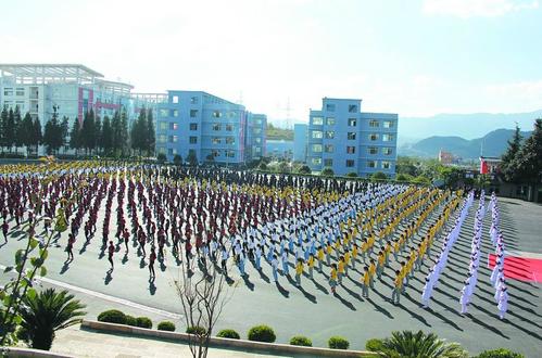 四川育英養(yǎng)老產(chǎn)業(yè)高新科技職業(yè)學(xué)校2022年培訓(xùn)費(fèi)、收費(fèi)標(biāo)準(zhǔn)是多少