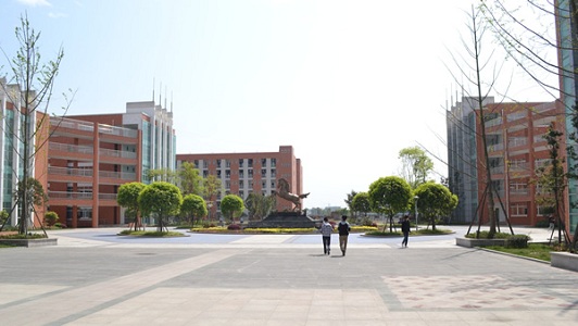 2021年四川初中畢業(yè)上中專好嗎？