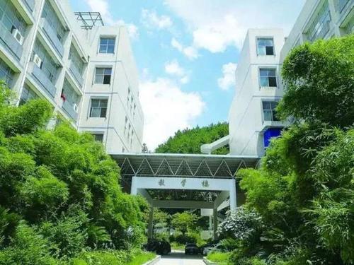 成都市2021年中專(zhuān)畢業(yè)證書(shū)有效么