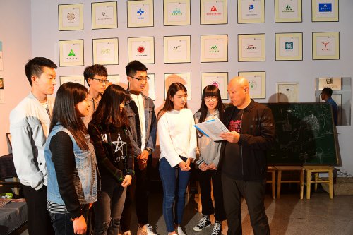 2022年四川江油工業(yè)學(xué)校有哪些專業(yè)？