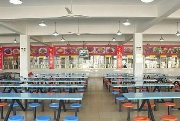 2021年四川讀計算機學校哪個專業(yè)好？