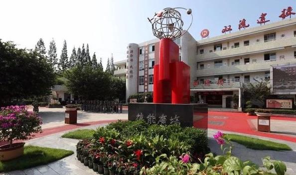 成都安檢學(xué)校哪些學(xué)校有(成都機(jī)場(chǎng)安檢電話)