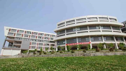 成都實驗貿(mào)易管理學校2022年招生計劃