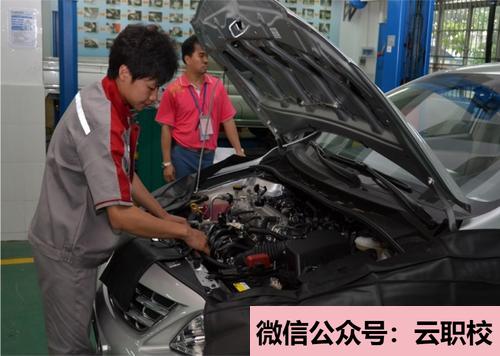 重慶光華女子職業(yè)中等專業(yè)學校介紹(重慶沙坪壩區(qū)2021年女生學什么衛(wèi)校好)