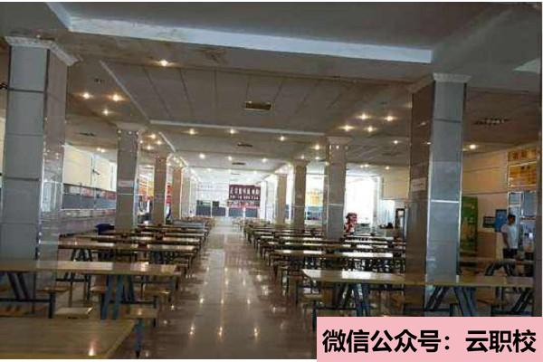 簡陽三岔中學(xué)招生簡章 成功之處并不在于別人對自己的看法(簡陽三岔中學(xué)2021年招生簡章)