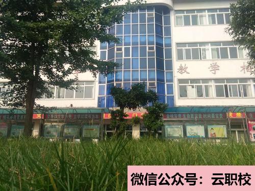 都江堰市領(lǐng)川實驗學(xué)校打造成城投