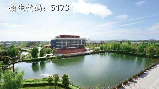 包含成都有哪些大學(xué)?？茖W(xué)校的詞條