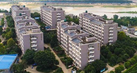 關于眉山城市職業(yè)技術學校的信息