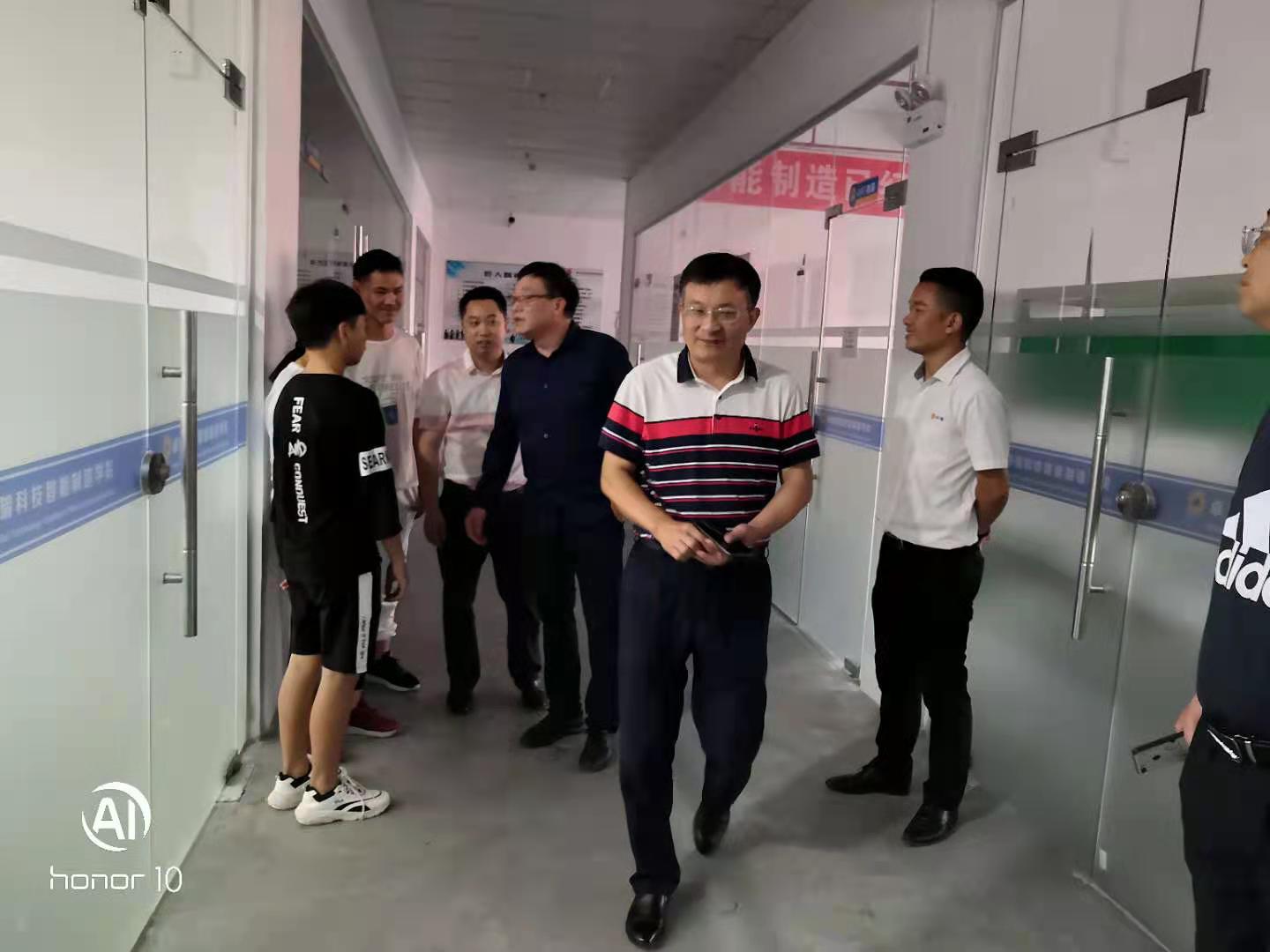 瀘州市江南職業(yè)中專學校官網的簡單介紹