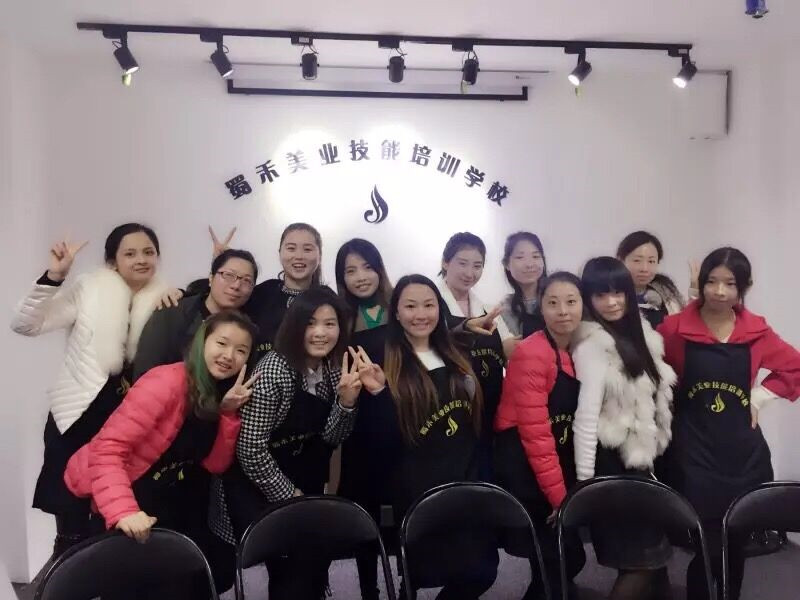 成都學紋繡學校哪里好(深圳學紋繡哪里學校比較好)