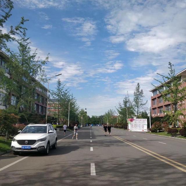 成都紡織高等?？茖W(xué)校官網(wǎng)(成都紡織職業(yè)技術(shù)學(xué)院)