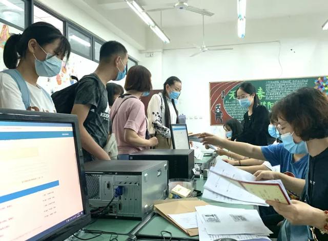 四川省成都市志翔職業(yè)學校(四川省成都市志翔職業(yè)學校2019屆的學生)