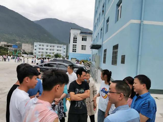 四川省成都市志翔職業(yè)學校(四川省成都市志翔職業(yè)學校2019屆的學生)