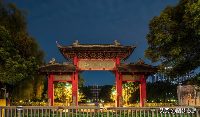 成都的學校排名榜(成都汽修學校排名榜)