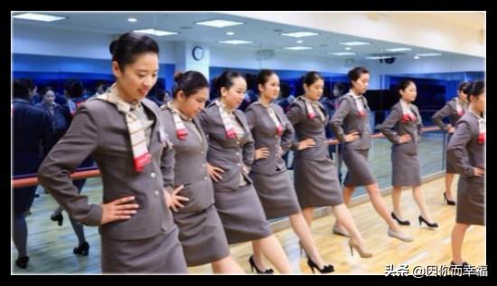 成都航空職業(yè)學(xué)校收費(成都航空旅游職業(yè)學(xué)校)