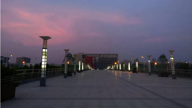 航空職業(yè)學校排名(湖南航空職業(yè)學校排名)
