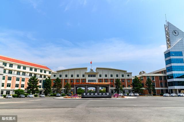 南充旅游中專學校(南充最好的公辦中專學校)