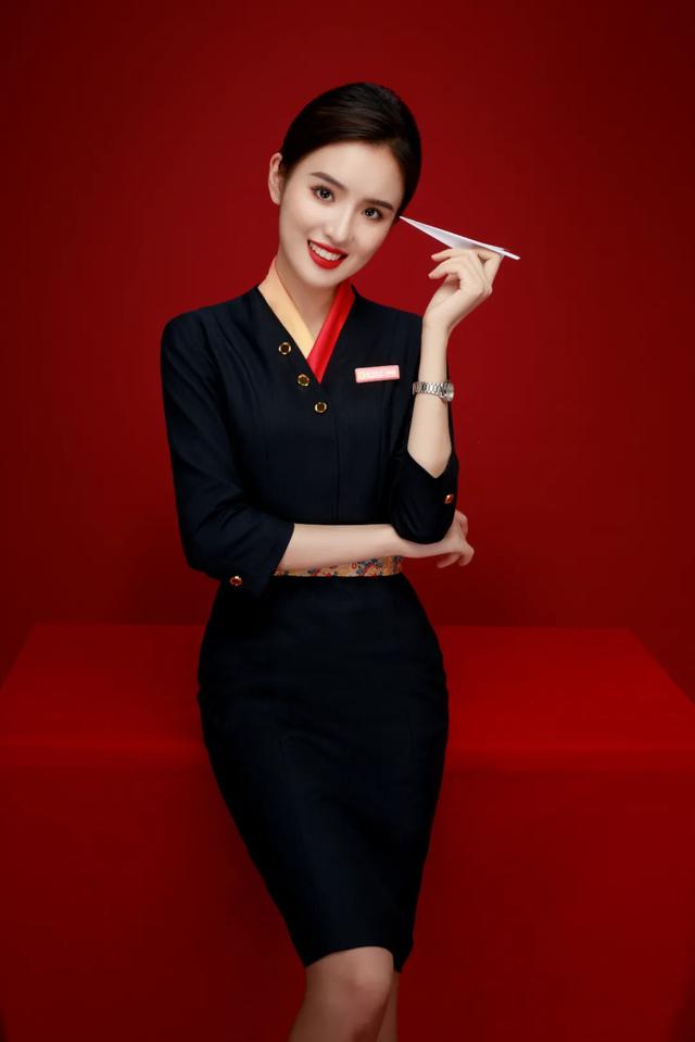 成都空姐學校學費(成都學空姐學校哪個好)