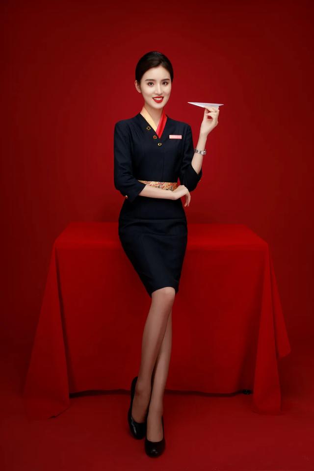 成都空姐學校學費(成都學空姐學校哪個好)