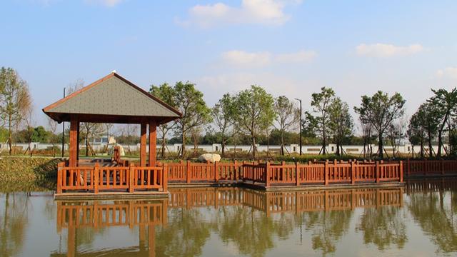 四川省旅游職業(yè)學(xué)校(?？诼糜温殬I(yè)學(xué)校)
