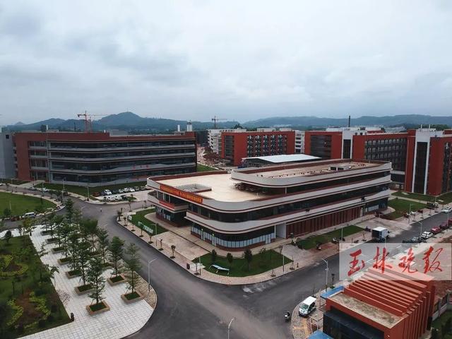 重慶的衛(wèi)校分別是在什么地方的簡(jiǎn)單介紹