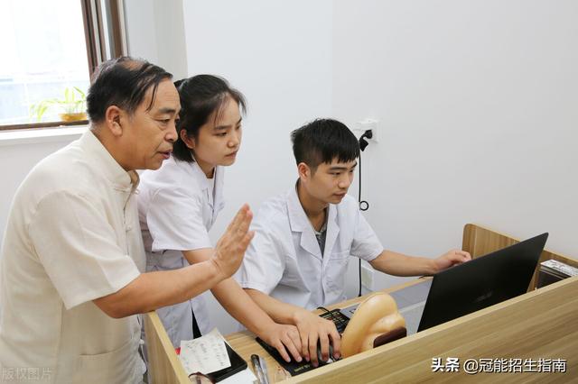 成都哪個衛(wèi)生學(xué)校好(成都鐵路衛(wèi)生職業(yè)學(xué)校)