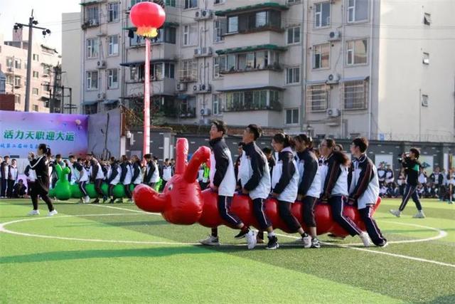 成都天府新區(qū)職業(yè)學(xué)校(成都天府新區(qū)航空旅游職業(yè)學(xué)校)