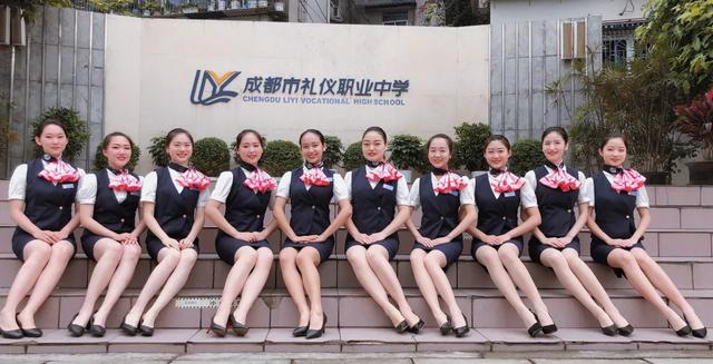 成都哪個高鐵職業(yè)學校好(成都哪個高鐵站離市區(qū)近)