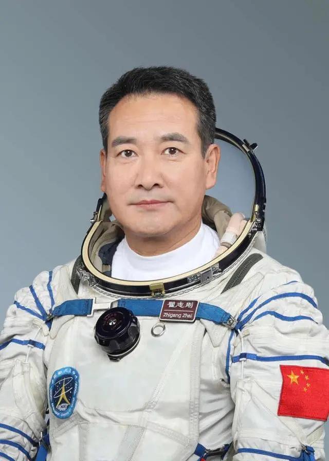 包含有那幾所初中畢業(yè)去的學校的詞條