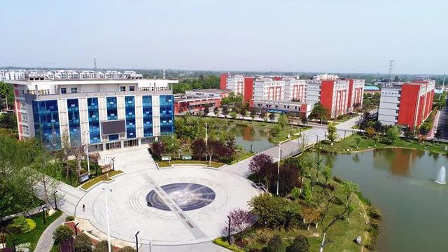 四川哪個學(xué)校鐵路專業(yè)好(四川鐵路專業(yè)的學(xué)校)