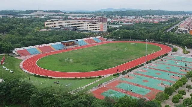 綿陽市電子教育學校(綿陽市電子教育學校歷任校長)